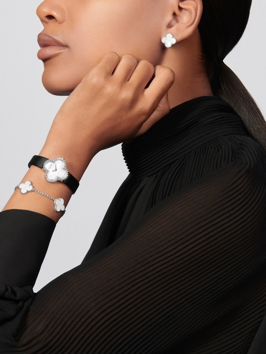 Bracelet Trèfle 5 Motifs — Nacre Crème