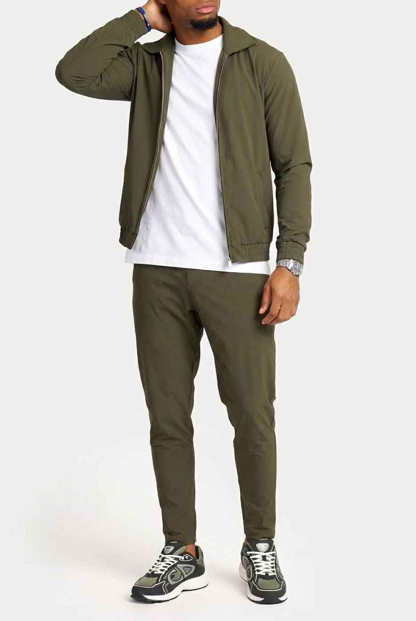 Ensemble Signature — Olive